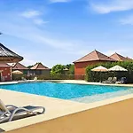 T3 Classe 3 Avec Piscine, Parking & Terrasse アパート *