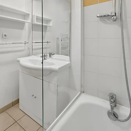 T3 Classe 3 Avec Piscine, Parking & Terrasse Appartement Prayssac