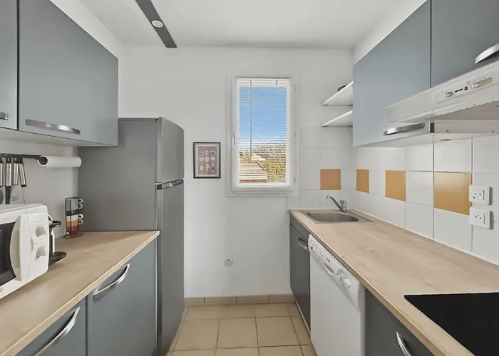 T3 Classe 3 Avec Piscine, Parking & Terrasse Appartement Prayssac