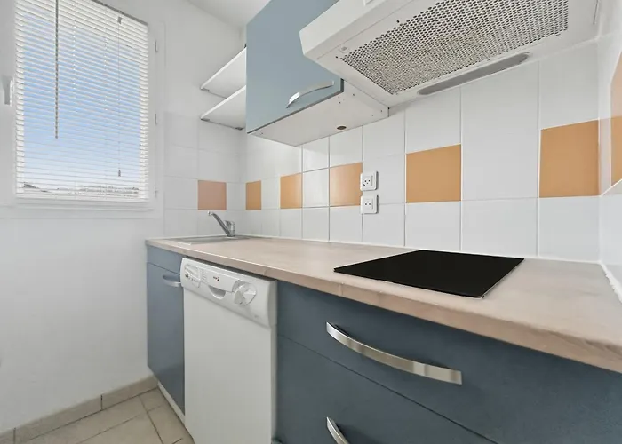 T3 Classe 3 Avec Piscine, Parking & Terrasse Prayssac