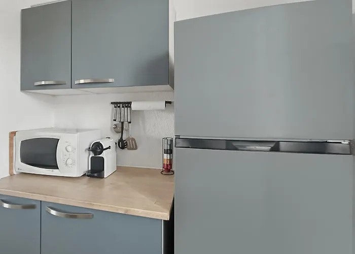 Appartement T3 Classe 3 Avec Piscine, Parking & Terrasse *