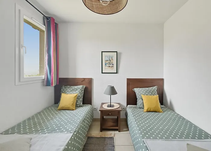 T3 Classe 3 Avec Piscine, Parking & Terrasse Appartement *