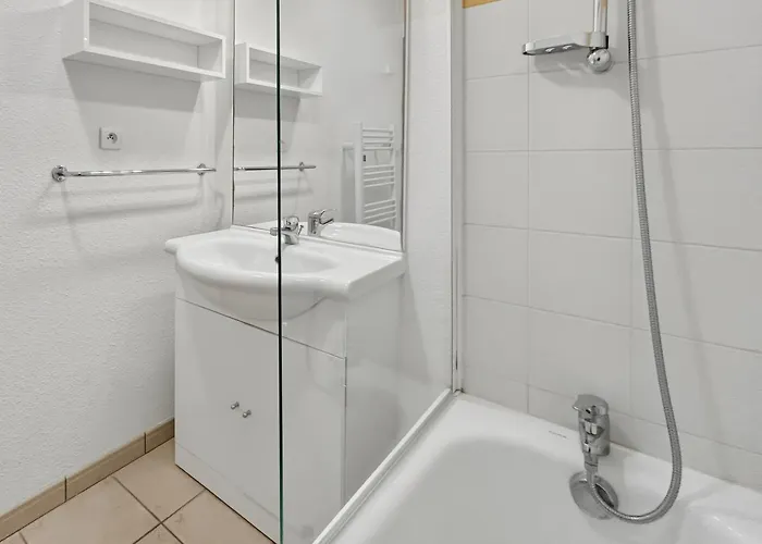 T3 Classe 3 Avec Piscine, Parking & Terrasse Appartement Prayssac