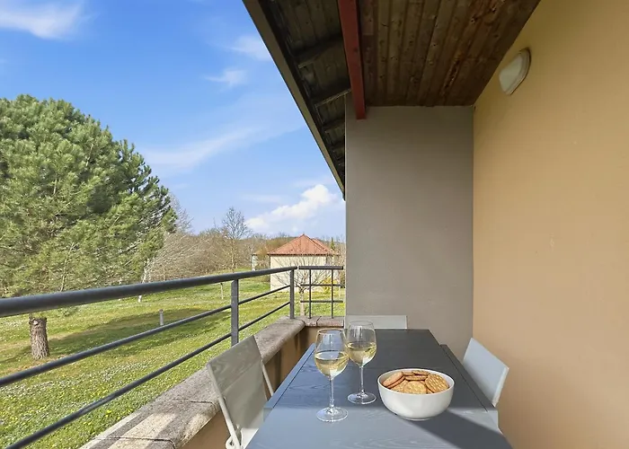 Appartement T3 Classe 3 Avec Piscine, Parking & Terrasse *