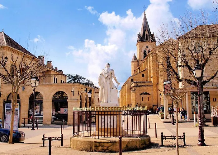 T3 Classe 3 Avec Piscine, Parking & Terrasse *