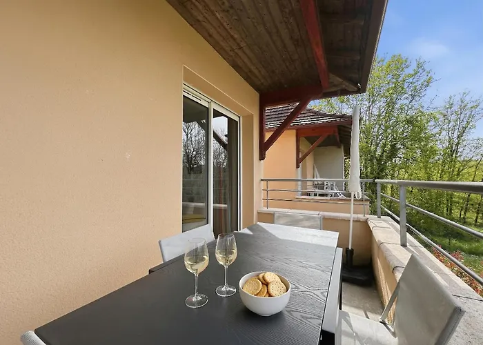 Appartement T3 Classe 3 Avec Piscine, Parking & Terrasse