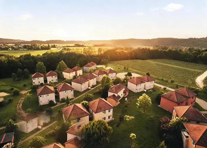 Appartement T3 Classe 3 Avec Piscine, Parking & Terrasse